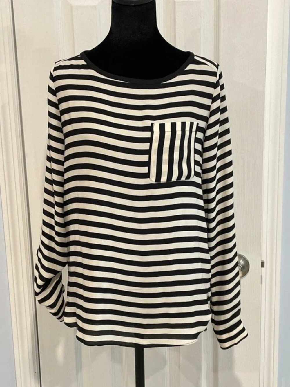 LOFT Women’s Black White Striped Long Sleeve Top XXS
